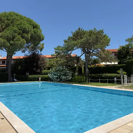 Quercia - Pool Garden & Parking * Λινιάνο Σαμπιαντόρο