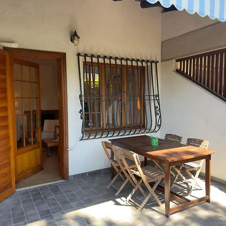 Quercia - Pool Garden & Parking * Λινιάνο Σαμπιαντόρο